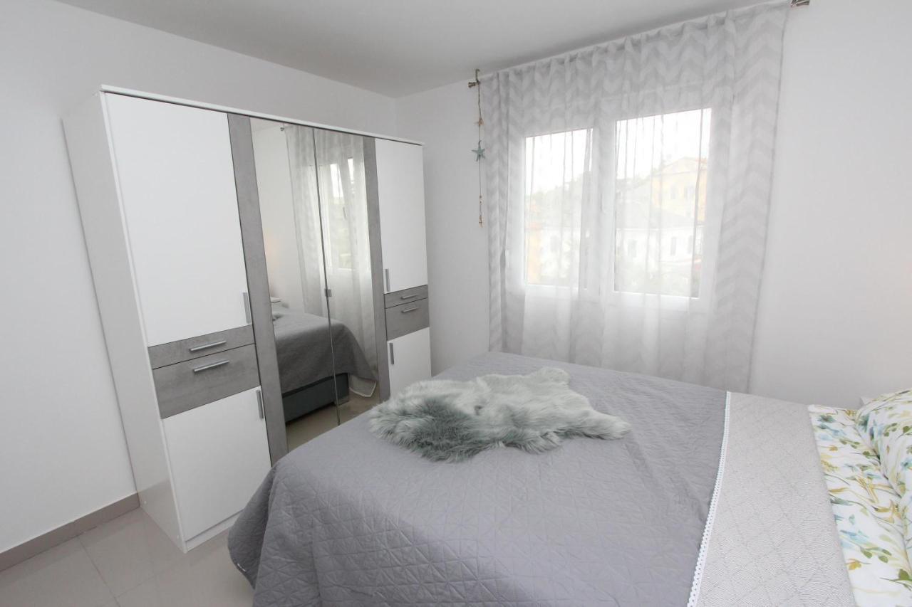 Apartment Sorriso 2 Ρόβινι Εξωτερικό φωτογραφία