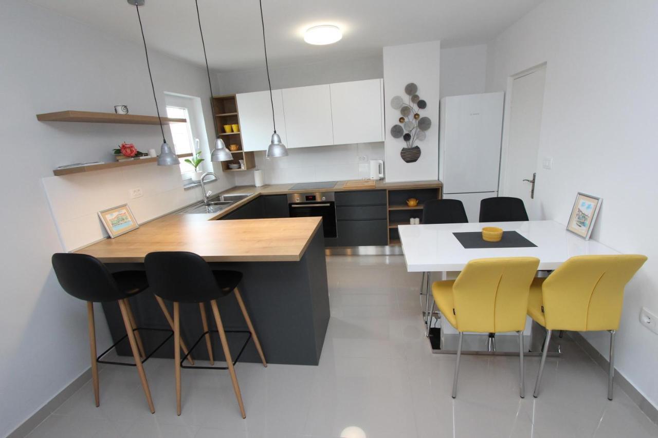Apartment Sorriso 2 Ρόβινι Εξωτερικό φωτογραφία